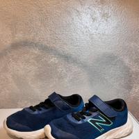 Scarpe bambino sportive n.29 – leggere e comode