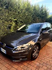 Volkswagen Golf 7.5 DSG metano