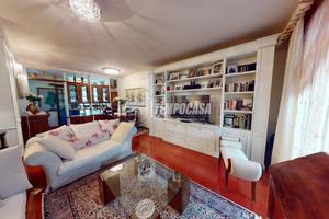 VILLETTA DI TESTA CON DOPPIO GIARDINO E MASSIMA PR