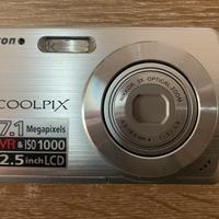 Fotocamera Nikon coolpix s200
