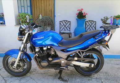 Kawasaki zr7