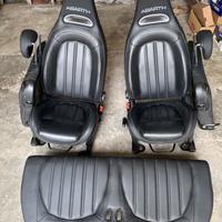 Interni pelle Abarth 595