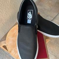 VANS Classic Slip-On nere in pelle traforata