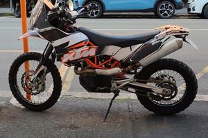 KTM 690 enduro R