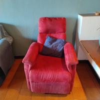 poltrona motorizzata relax per anziano