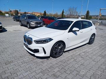 Bmw 116 116d 5p. Msport
