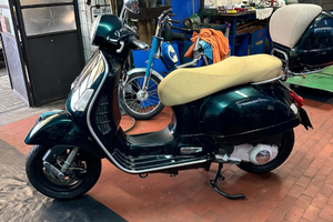 Vespa piaggio 250 Gts