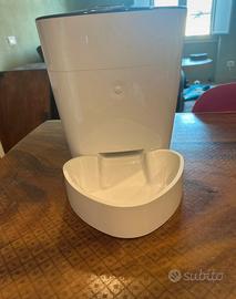 Distributore automatico di crocchette