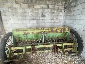 Seminatrice omas ( sementi e concime)