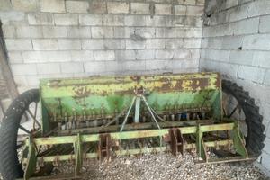 Seminatrice omas ( sementi e concime)