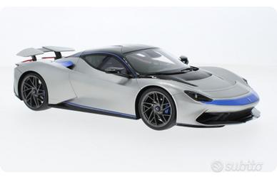 Pininfarina Battista 1:18 Topspeed