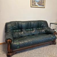Salotto in pelle con tavolino – divano+2 poltrone