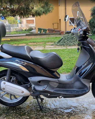 Scooter Piaggio Beverly 250