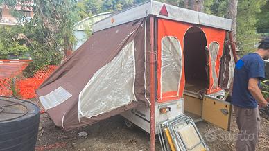GRATIS.  Carrello tenda Calligari anno 1978