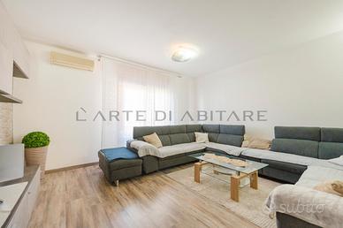 MIRA Spazioso appartamento con garage M210