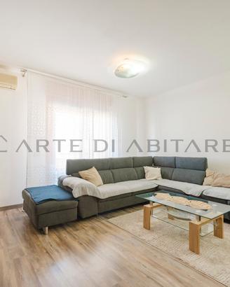 MIRA Spazioso appartamento con garage M210