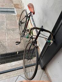 Bicicletta vecchio modello