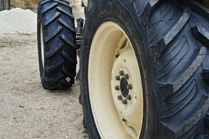 Trattore agricolo usato Lamborghini