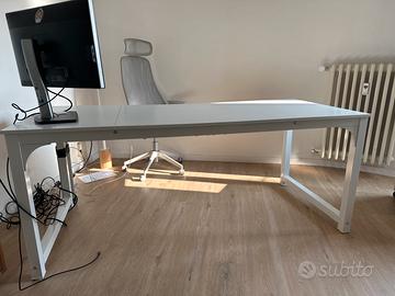 Tavolo scrivania