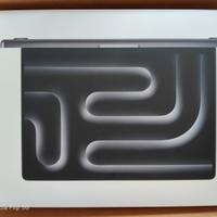 Macbook pro 14  m 4 24gb  1 tb