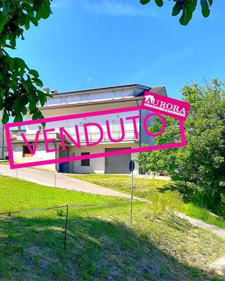CASA SINGOLA CON AMPI SPAZI e GRANDE POTENZIALE