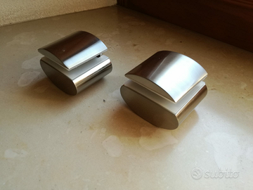 Coppia di staffe in acciaio