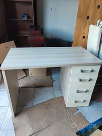 SCRIVANIA + SEDIA GAMING