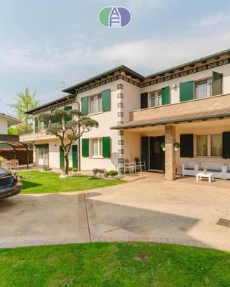 NOALE CASA SINGOLA CON GIARDINO