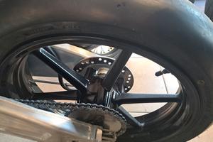 Cerchi anteriori  e posteriori honda 250 nsf talen