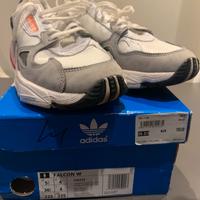 Adidas falcon misura 36 2/3