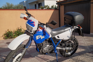 Suzuki DR 650 R