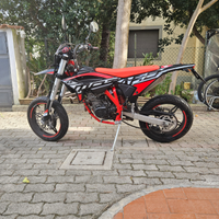 Beta Motard RR 125 LC rossa nero enduro cross moto