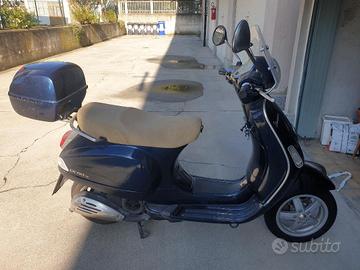 Piaggio Vespa 150 LX - 2012