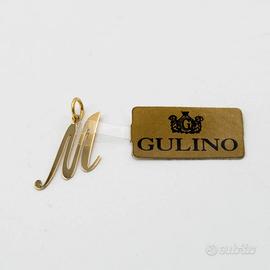 Ciondolo in oro giallo 18 kt iniziale M E.183