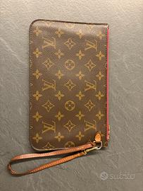 Louis Vuitton Neverfull pouch
