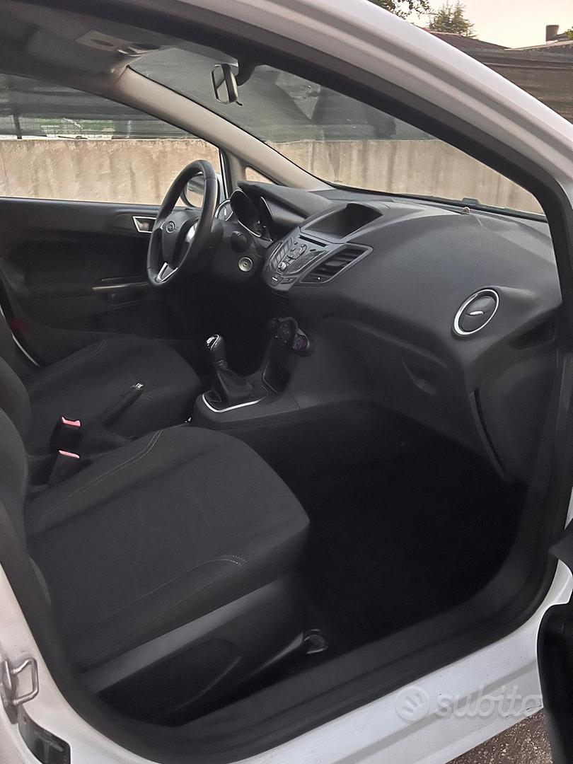 Ford Fiesta 2015 photo 5