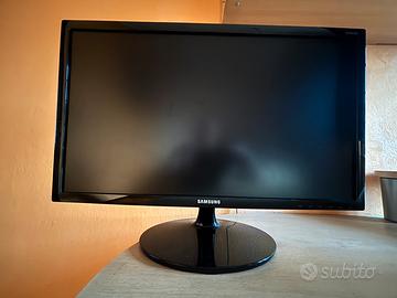 Monitor pc Samsung S24D330