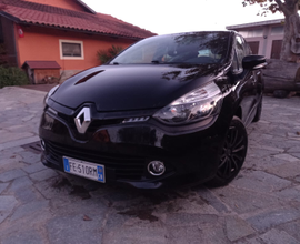 Clio neopatentato full-optional