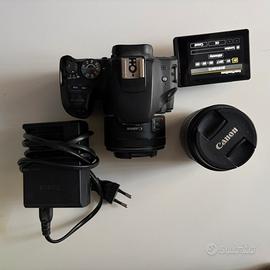 Canon EOS 200D