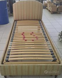 2 Letti antichi tessuto