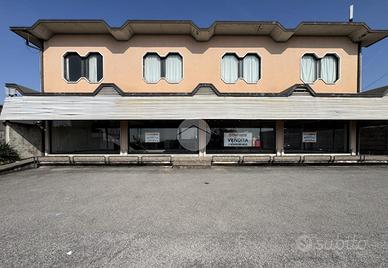 NEGOZIO A BRESCIA