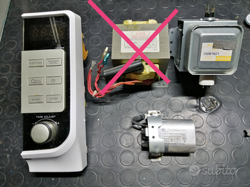 RIcambi MICROONDE DELONGHI MW20 - CANDY CMW2070S