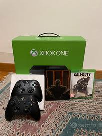 Xbox 500GB Nera + 2 Controller + 11 giochi