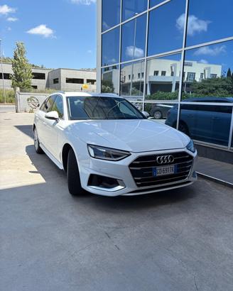 Audi A4 Avant 35 TDI/163 CV S tronic Business Adva
