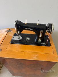 Macchina da cucire NECCHI ESPERIA con Mobile