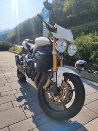 Triumph Street Triple + SC Project