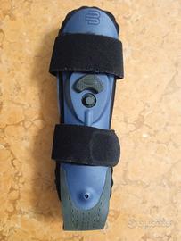 Tutore bivalva airbloc bauerfeind