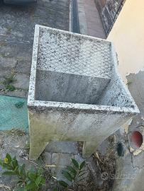 Vasca lavapanni in cemento