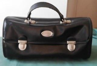 Borsa bauletto nera ecopelle