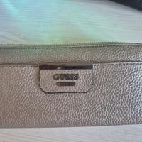 Portafoglio donna, Guess
